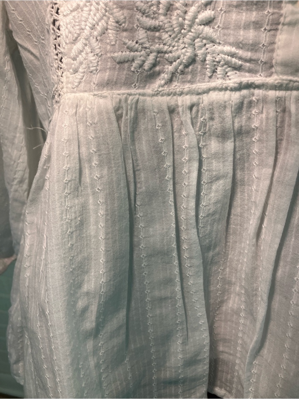 Cynthia Rowley | Embroidered Peplum Blouse | White | Boho Floral | Lace Trim | L - Picture 3 of 5